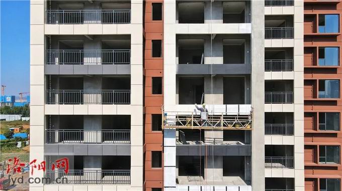 1640075500339056.jpg 640.webp (3).jpg